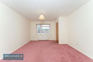 Sitting Room- click for photo gallery